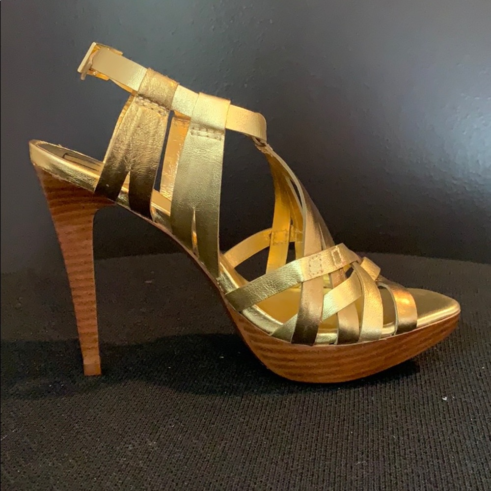 DVF Luxe Bronze Strappy Sandal!